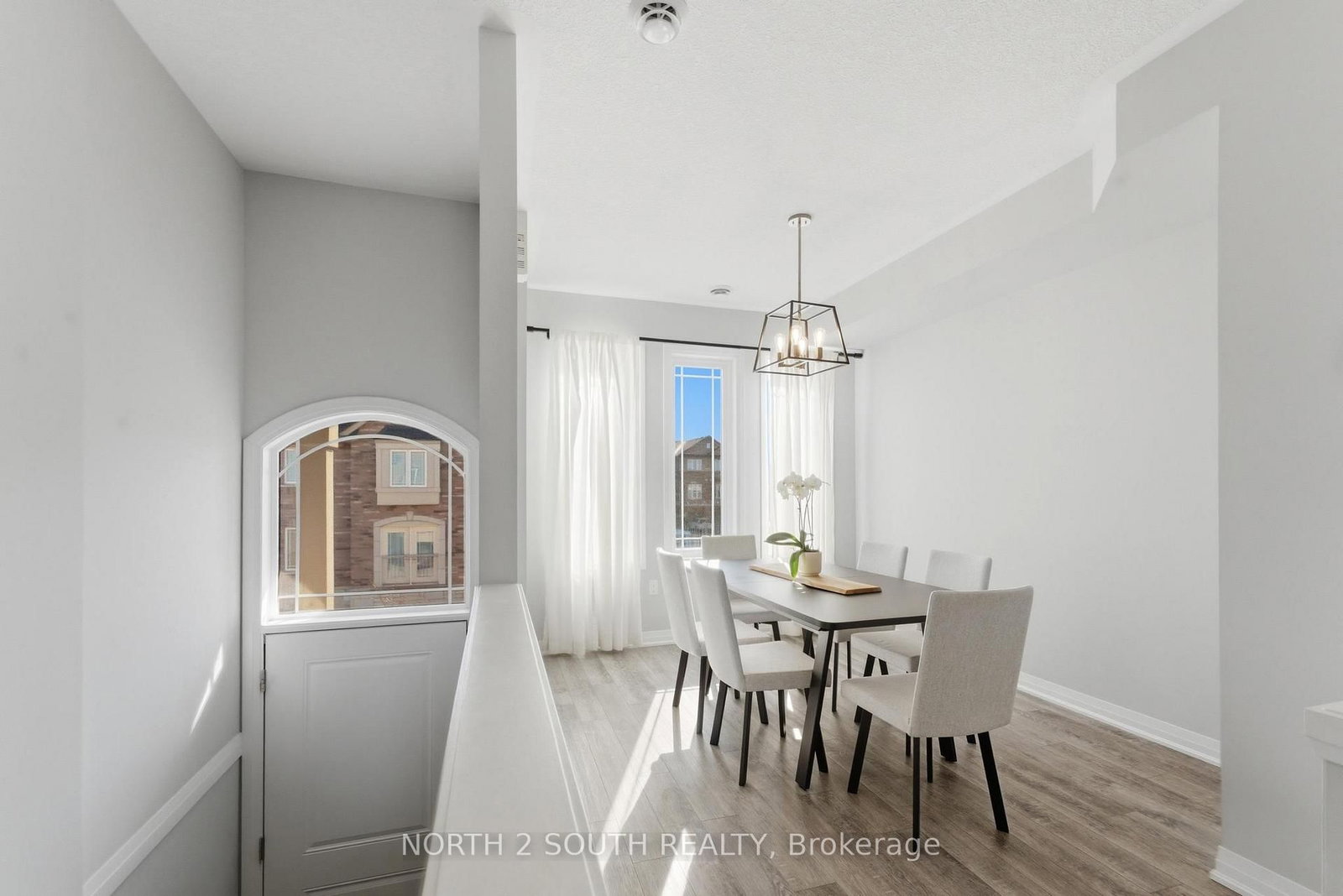 90 Laguna Village Crescent • Hamilton, ON photo 6