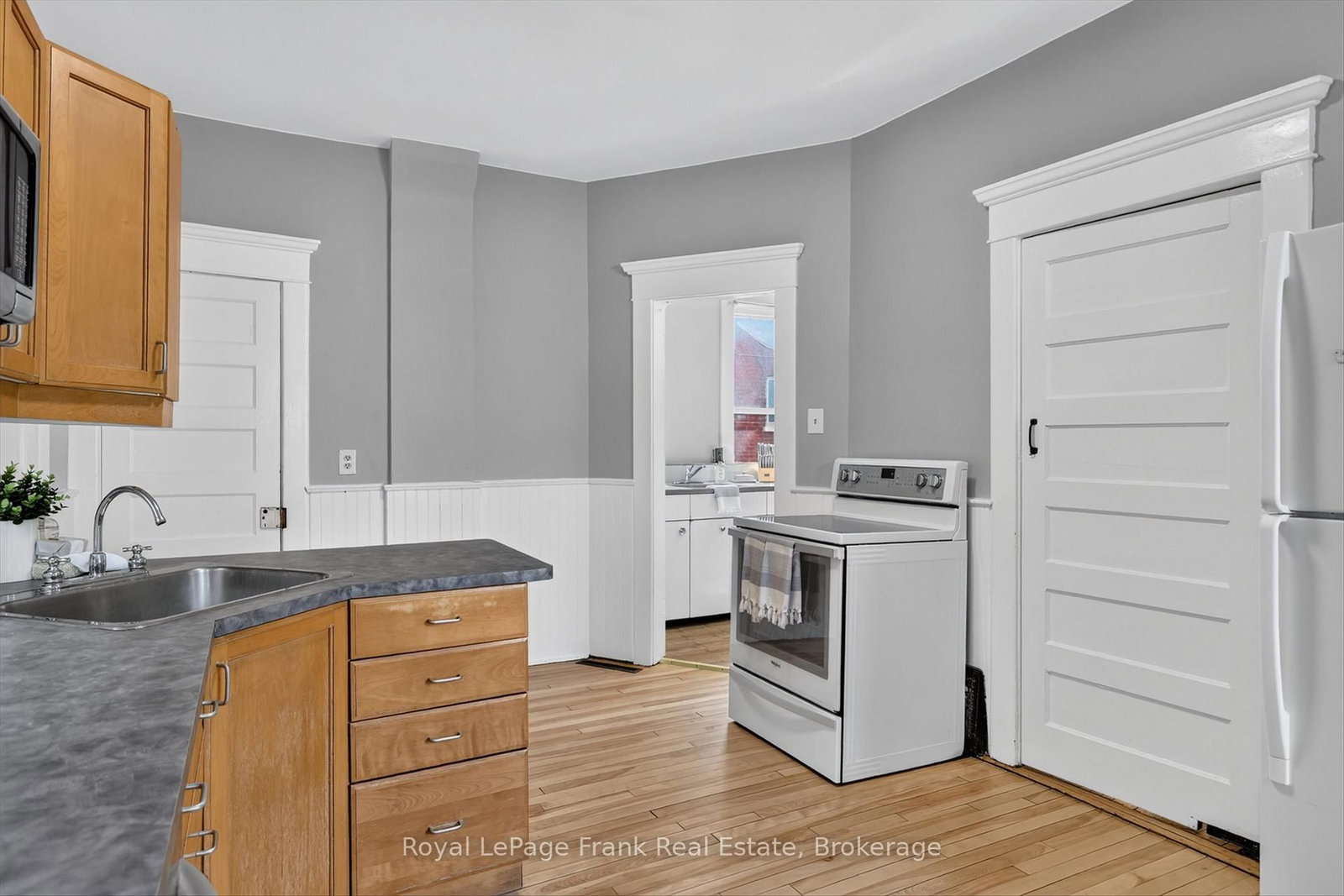 121 Romaine Street • Peterborough, ON photo 18
