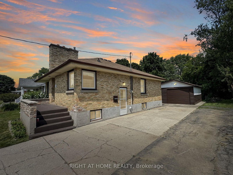 326 Avondale Road