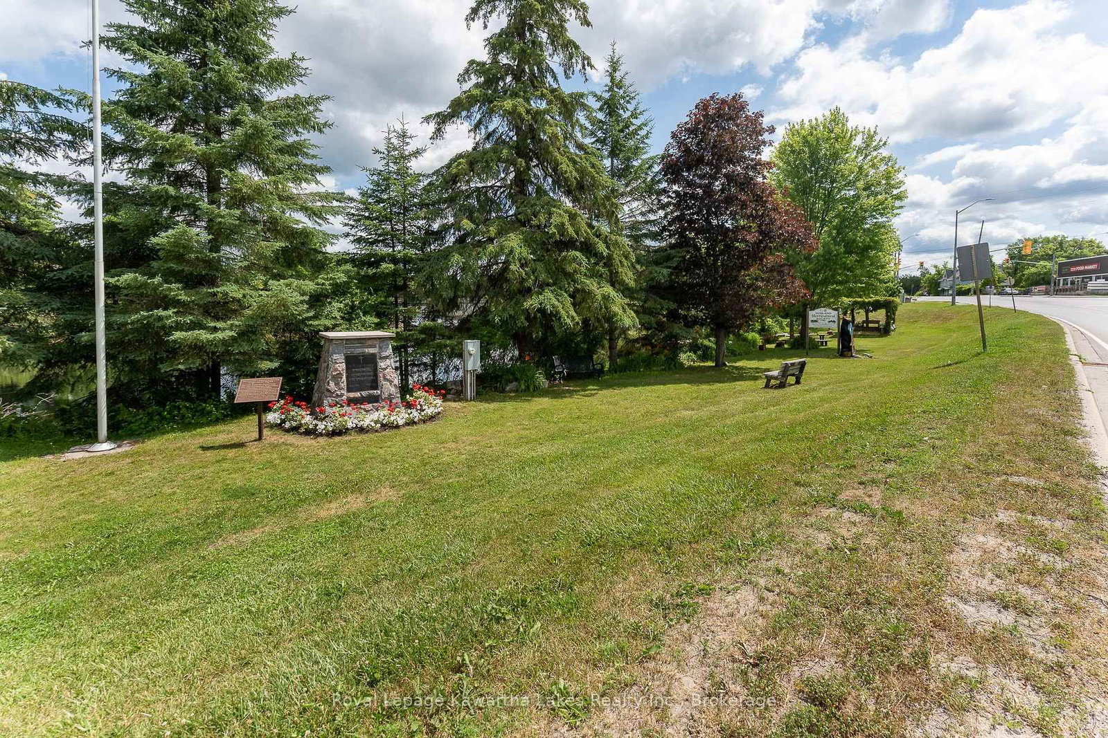 15 Cockburn St, Kawartha Lakes, view 19