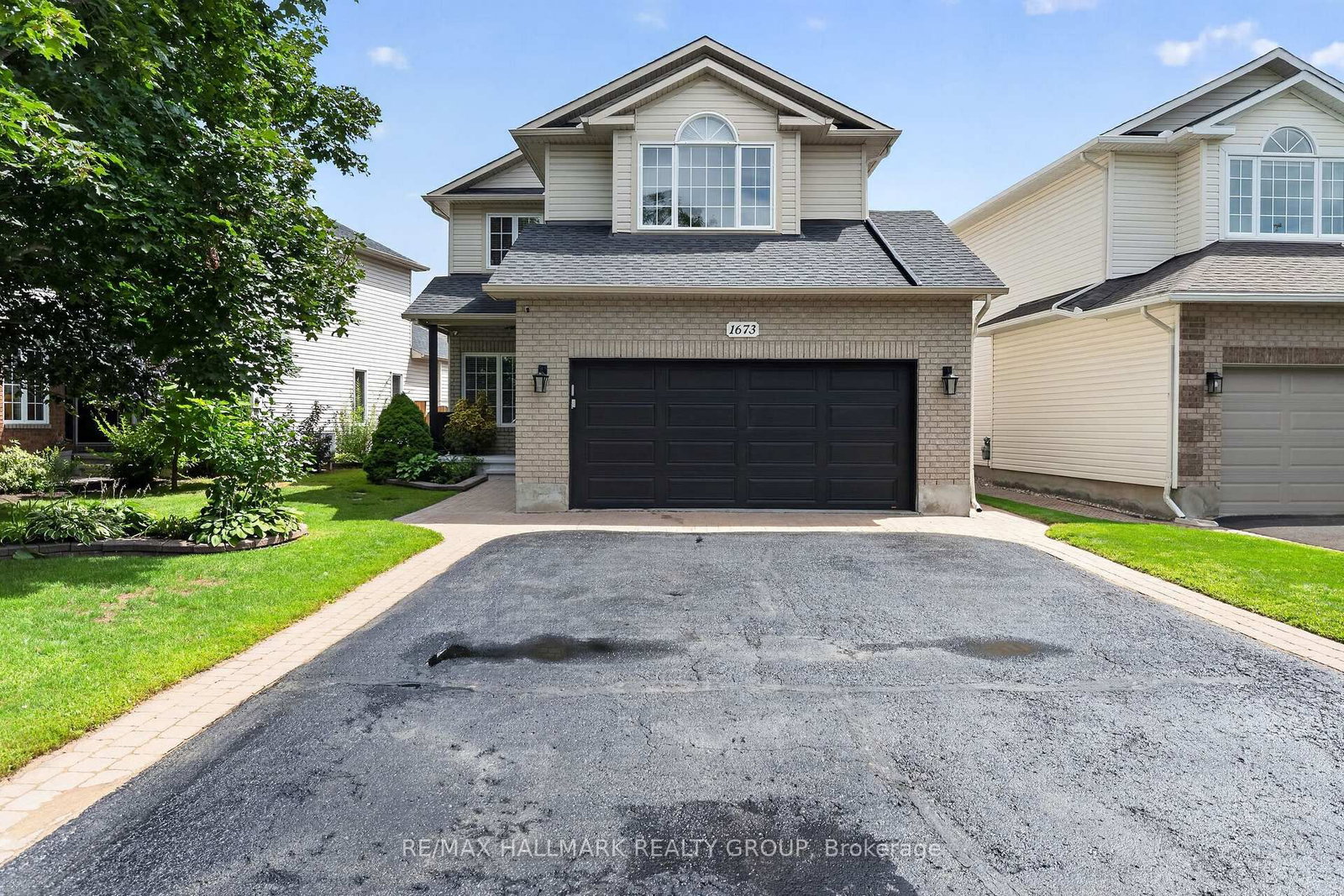 1673 Neptune Way • Ottawa, ON photo 1