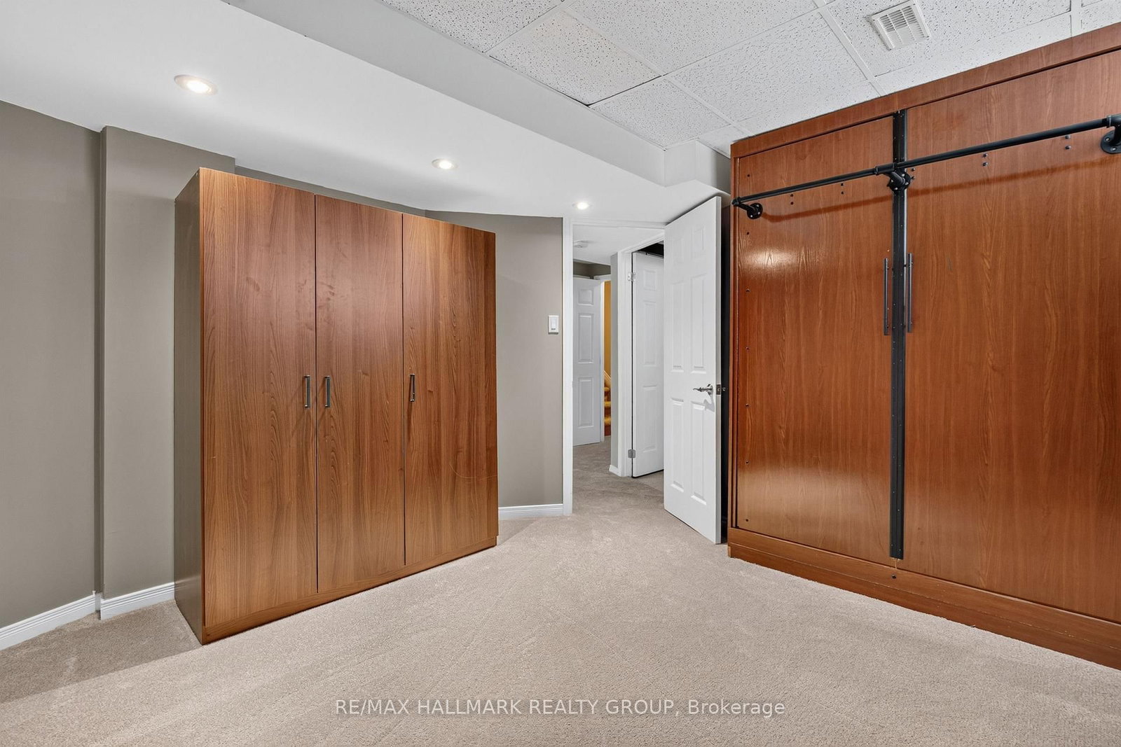 1673 Neptune Way • Ottawa, ON photo 39