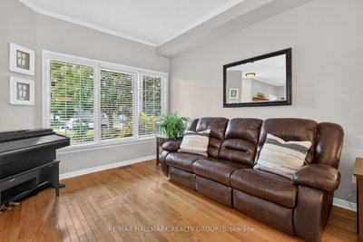 1673 Neptune Way • Ottawa, ON photo 6