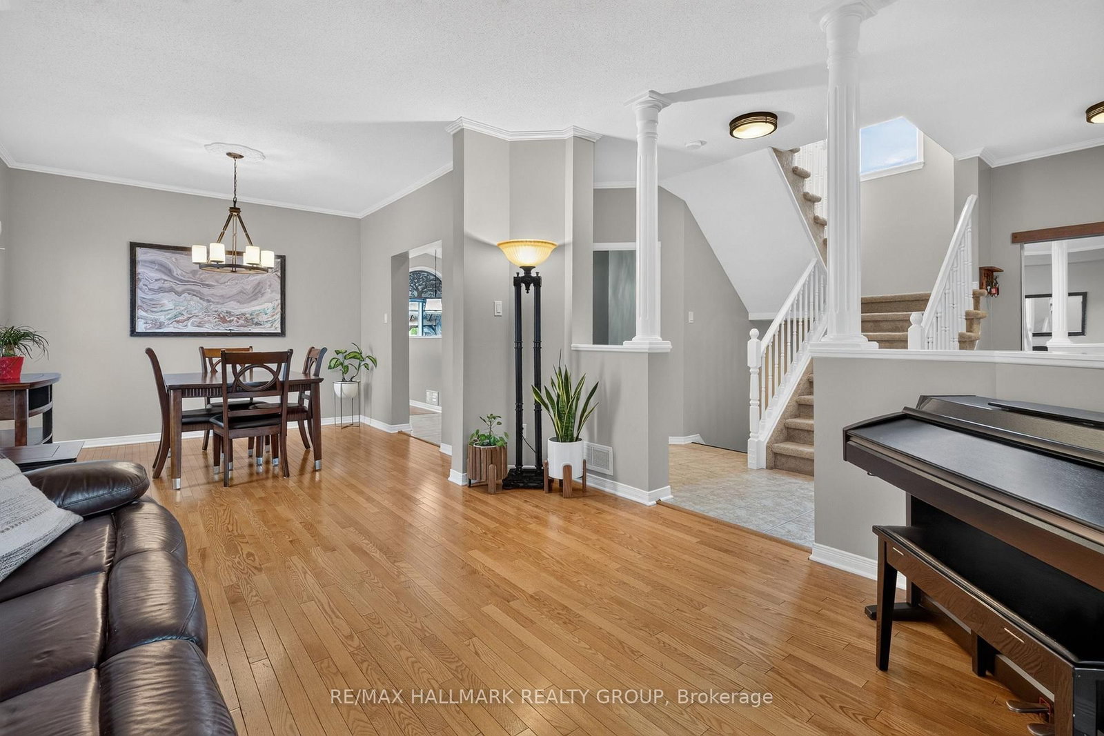1673 Neptune Way • Ottawa, ON photo 8