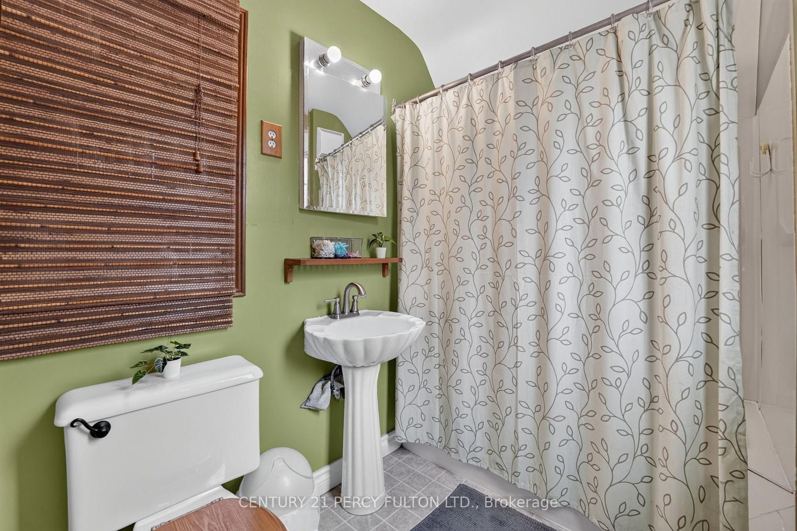 6040 Latshaw Street • Niagara Falls, ON photo 19