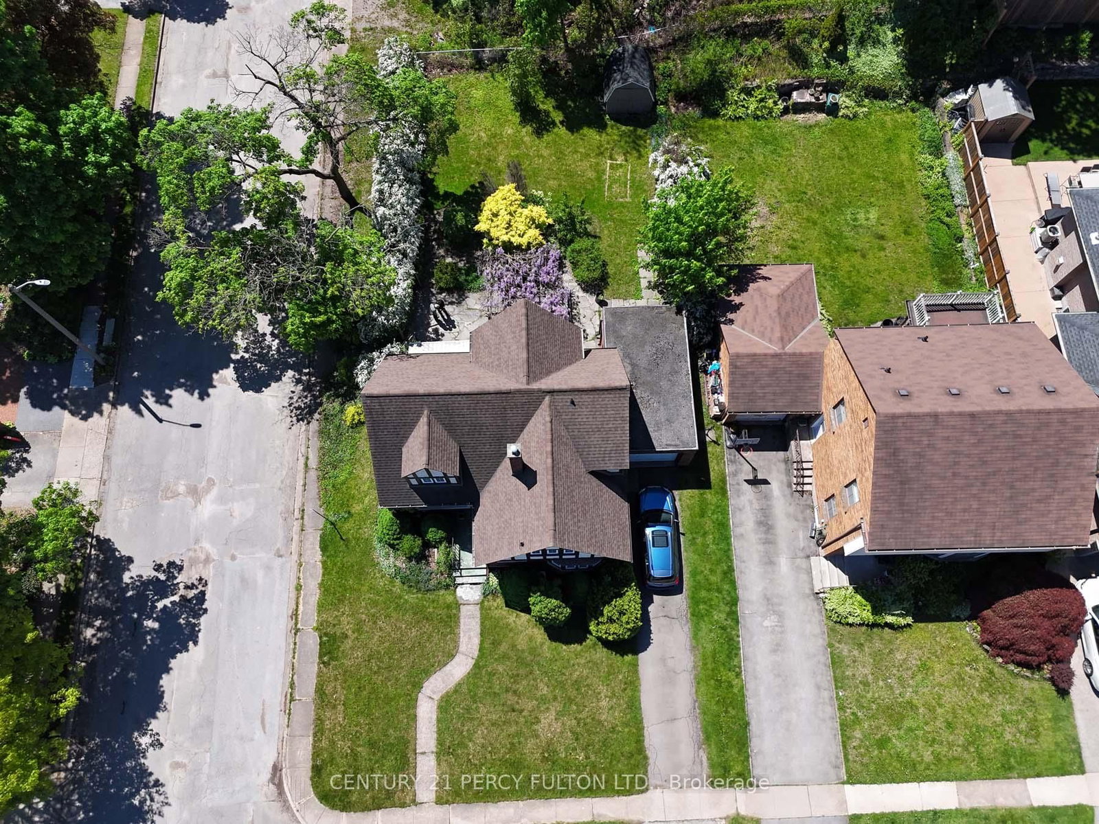 6040 Latshaw Street • Niagara Falls, ON photo 36