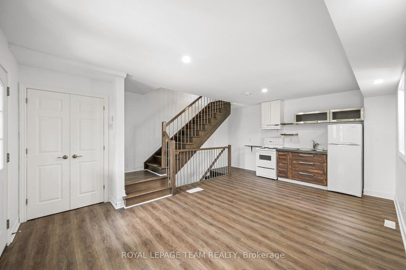 253 Deschamps Avenue