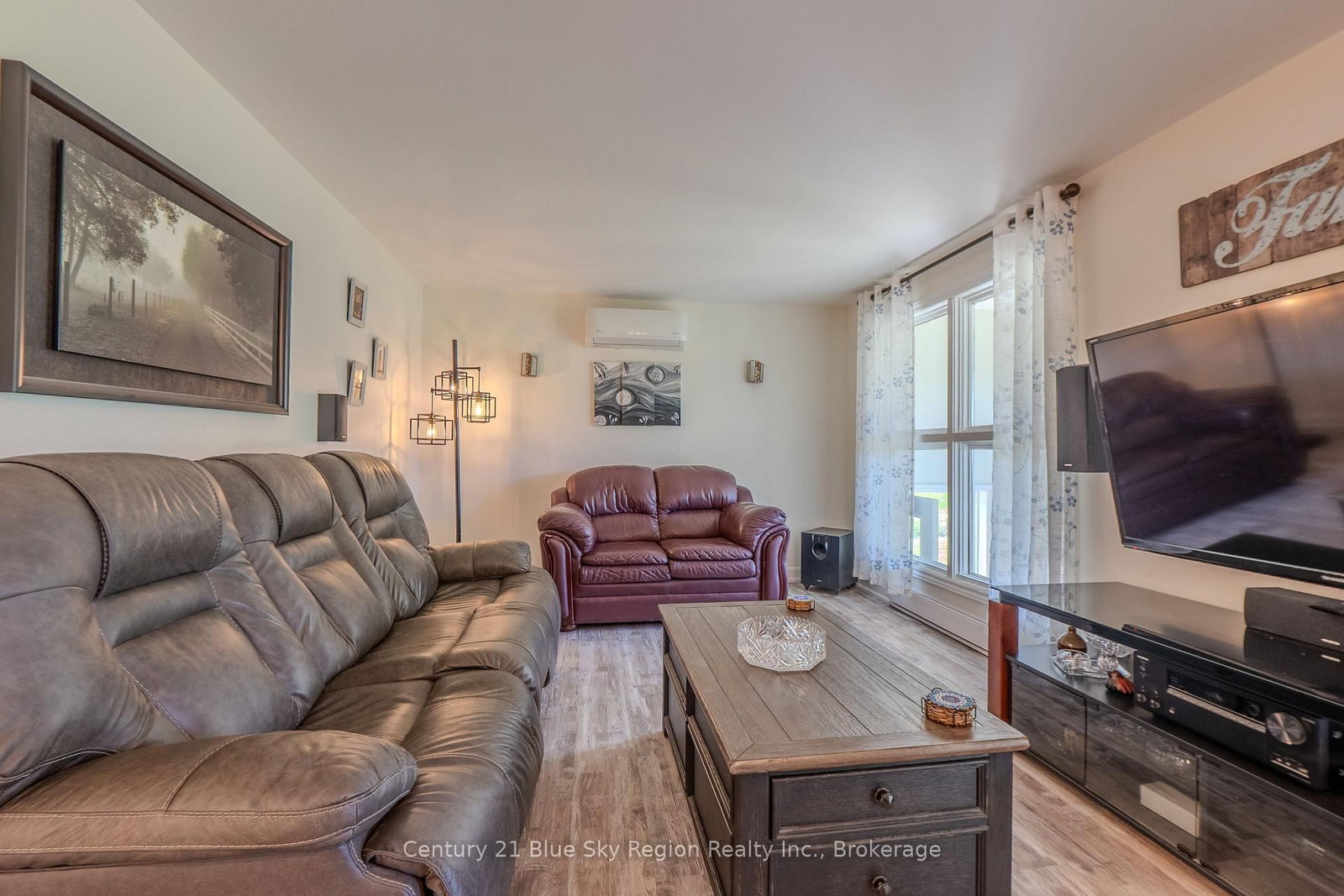 2574 Highway 17 E • East Ferris, ON photo 15
