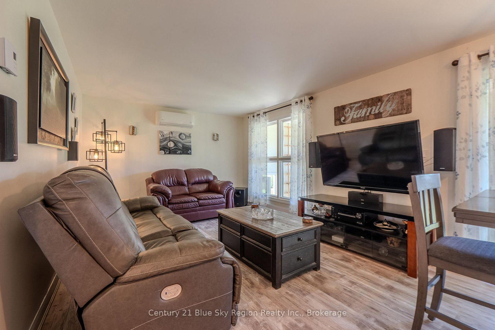 2574 Highway 17 E • East Ferris, ON photo 17