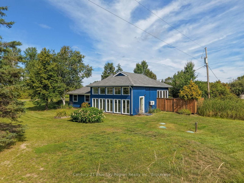 2574 Highway 17 E