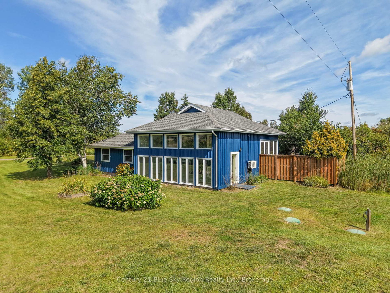 2574 Highway 17 E • East Ferris, ON photo 4