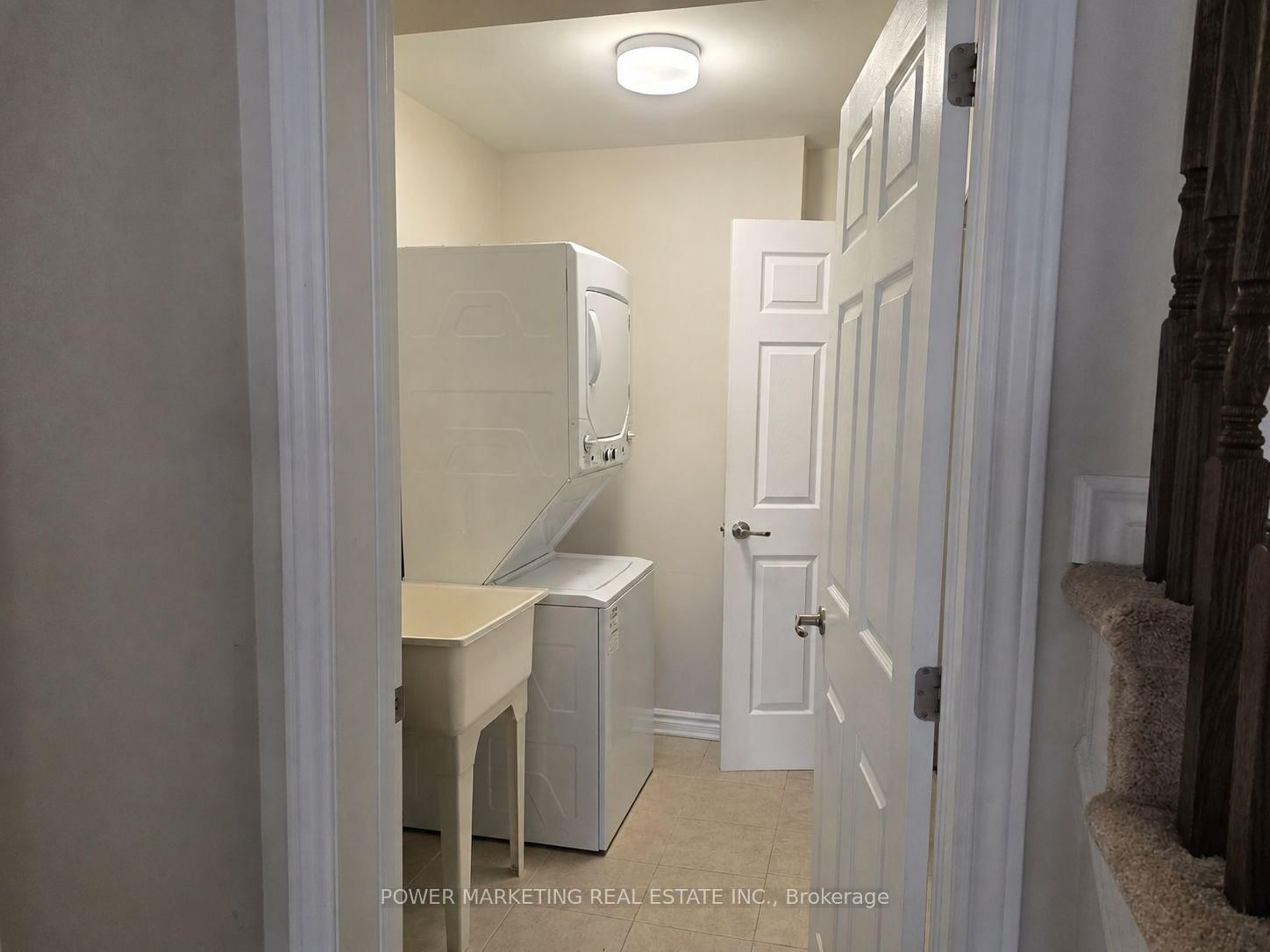 243 ATIMA Circle • Ottawa, ON photo 5