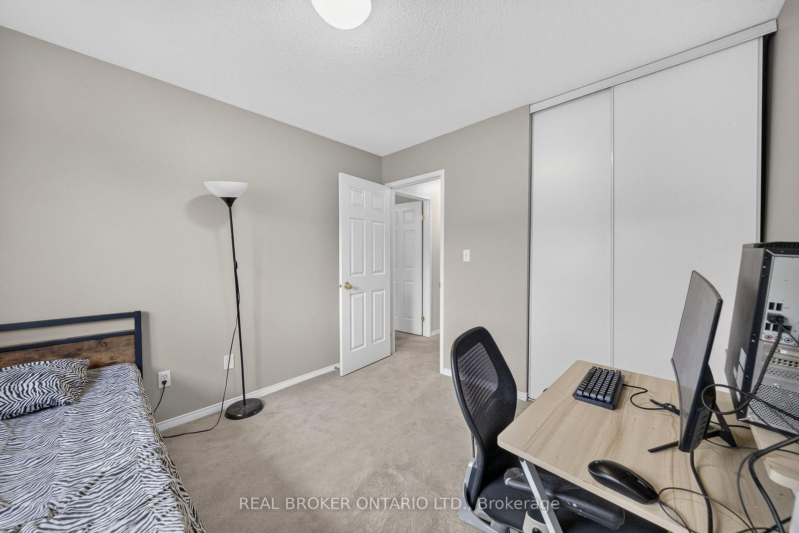 800 Paramount Drive • #77 • Hamilton, ON photo 21