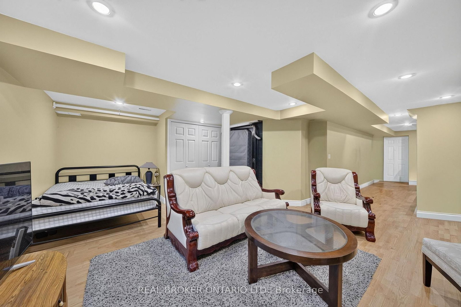 800 Paramount Drive • #77 • Hamilton, ON photo 29
