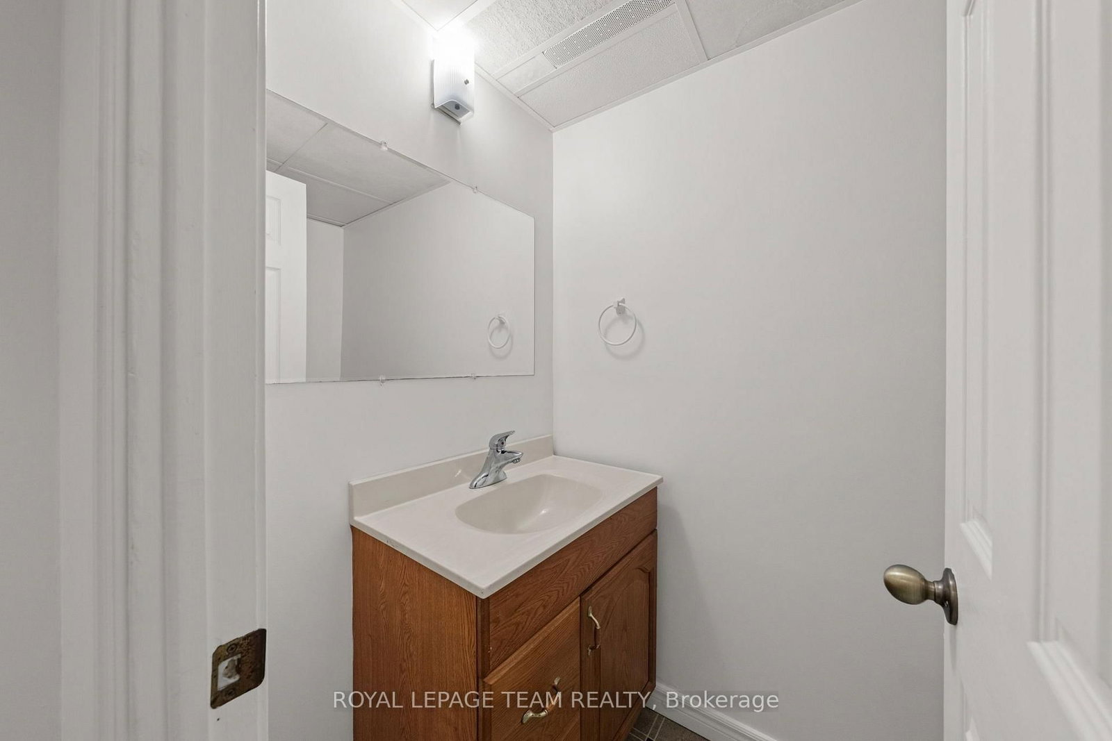240 Hoylake Crescent • Orleans, ON photo 31