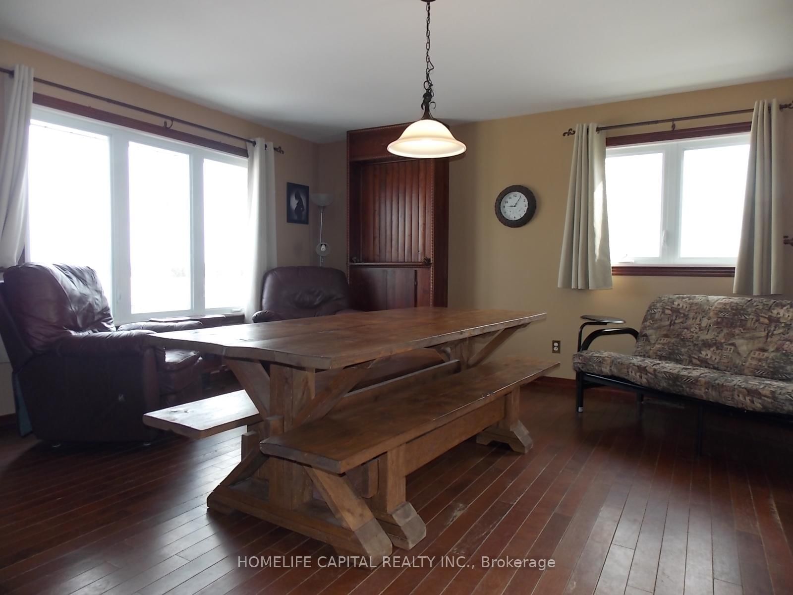 1091 County Rd 15 Road • Alfred and Plantagenet, ON photo 11