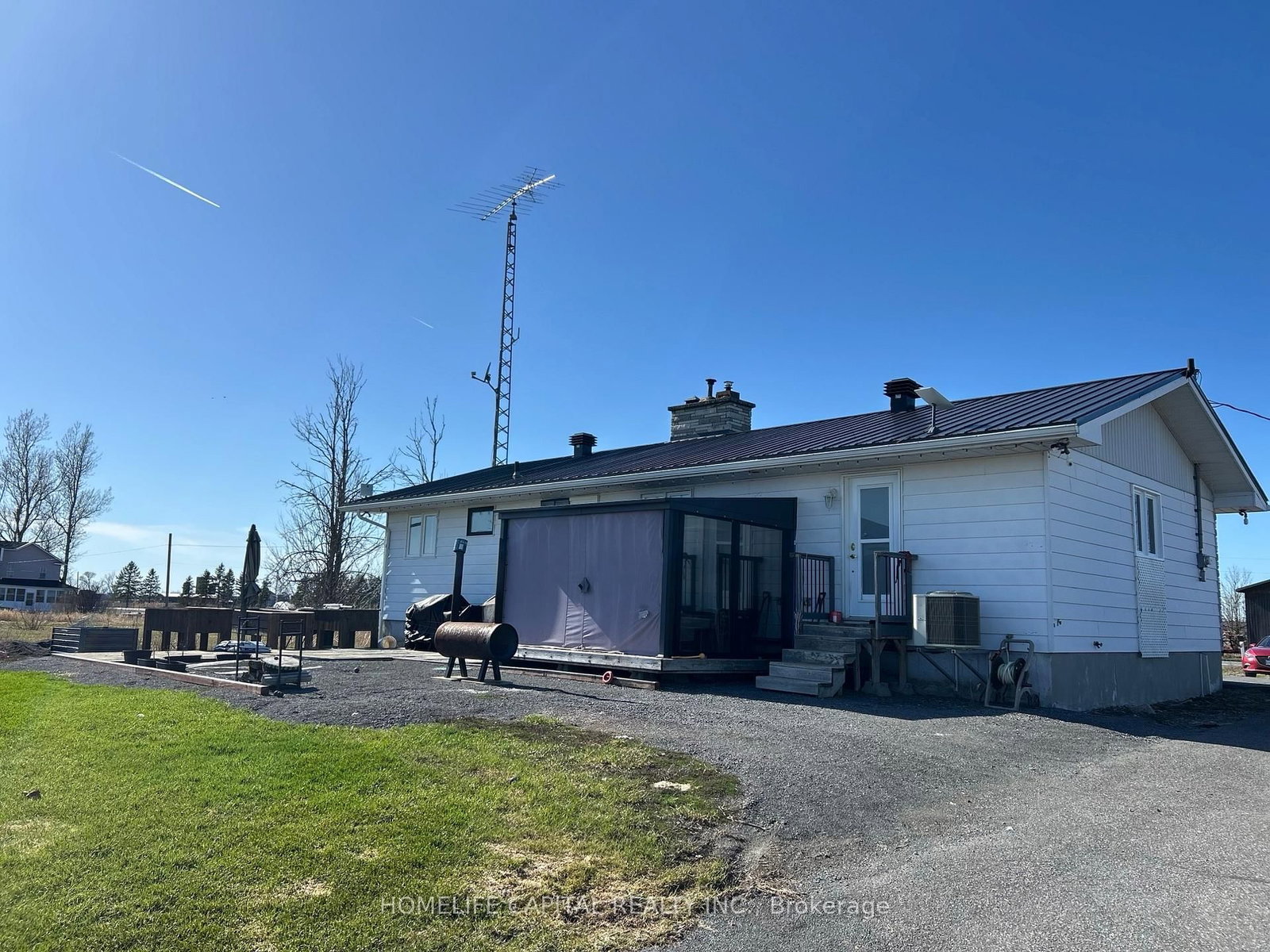 1091 County Rd 15 Road • Alfred and Plantagenet, ON photo 37