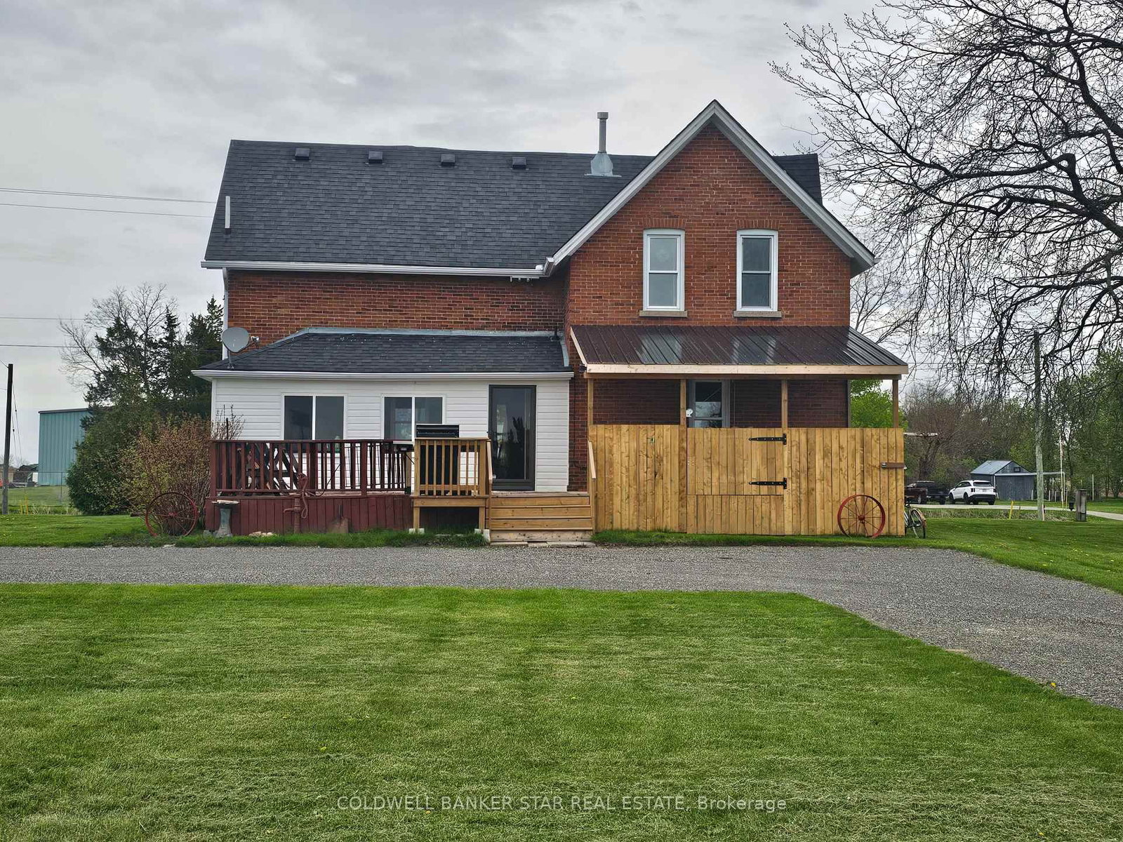 Listing Image 7