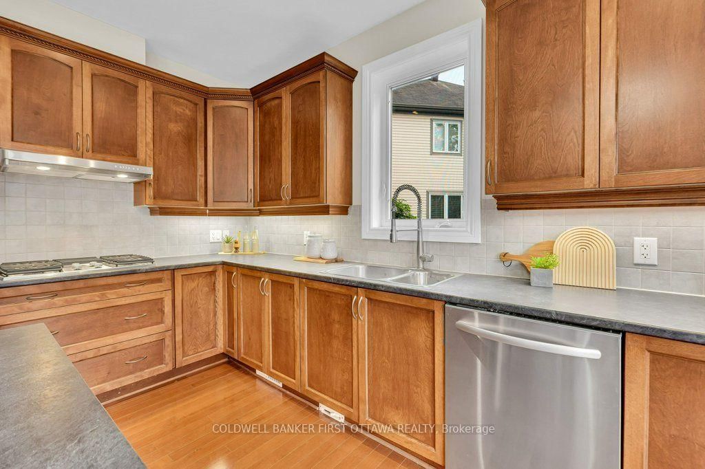 163 Sonesta Circle • Ottawa, ON photo 18