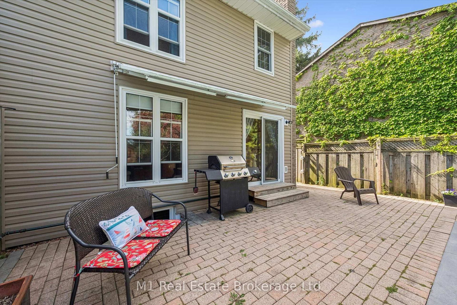 567 Willow Road • Guelph, ON photo 39