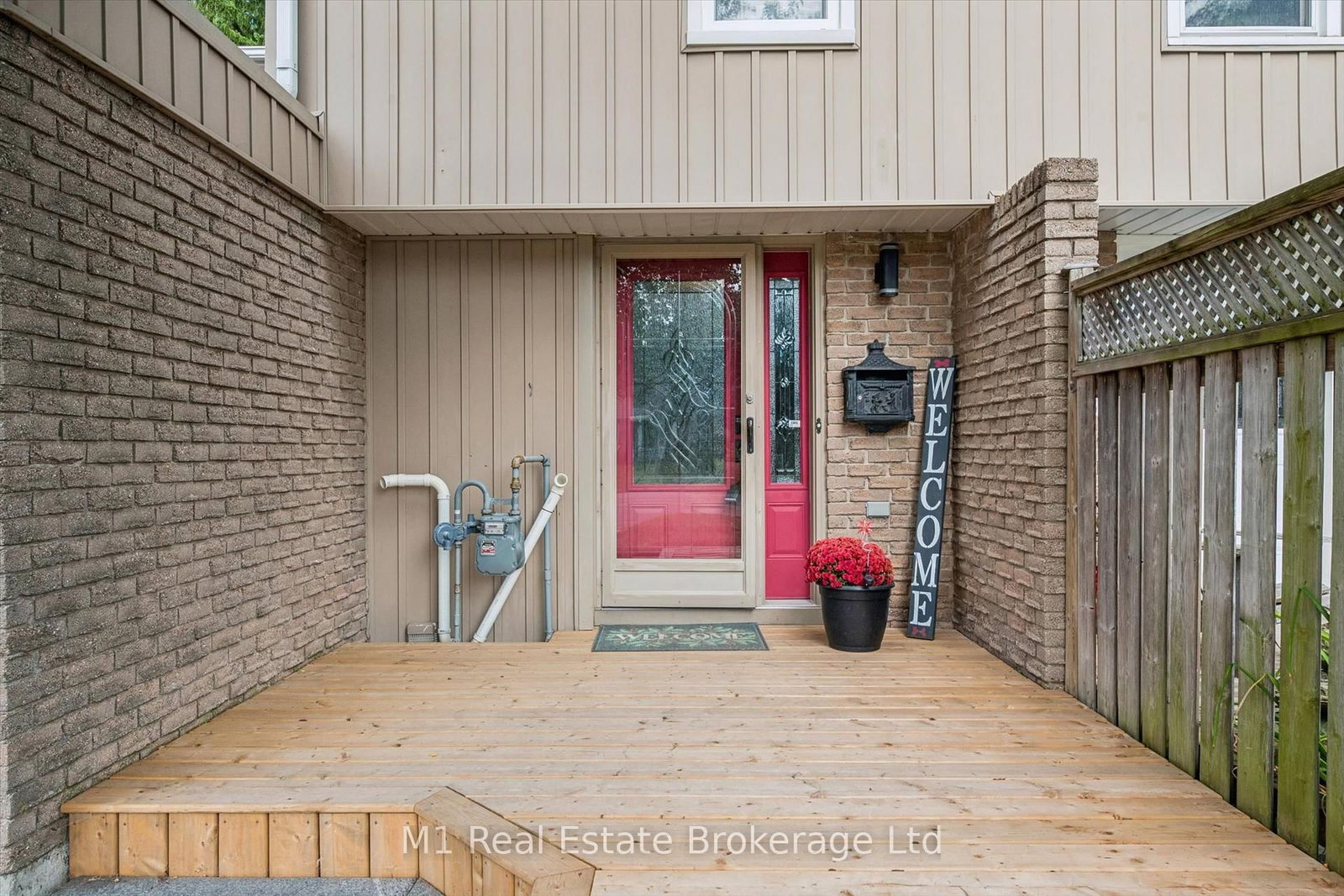 567 Willow Road • Guelph, ON photo 5