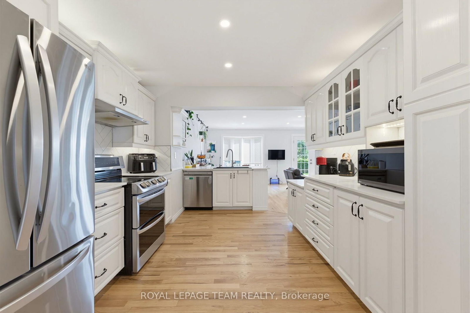 49 Owlshead Road • Munster, ON photo 16