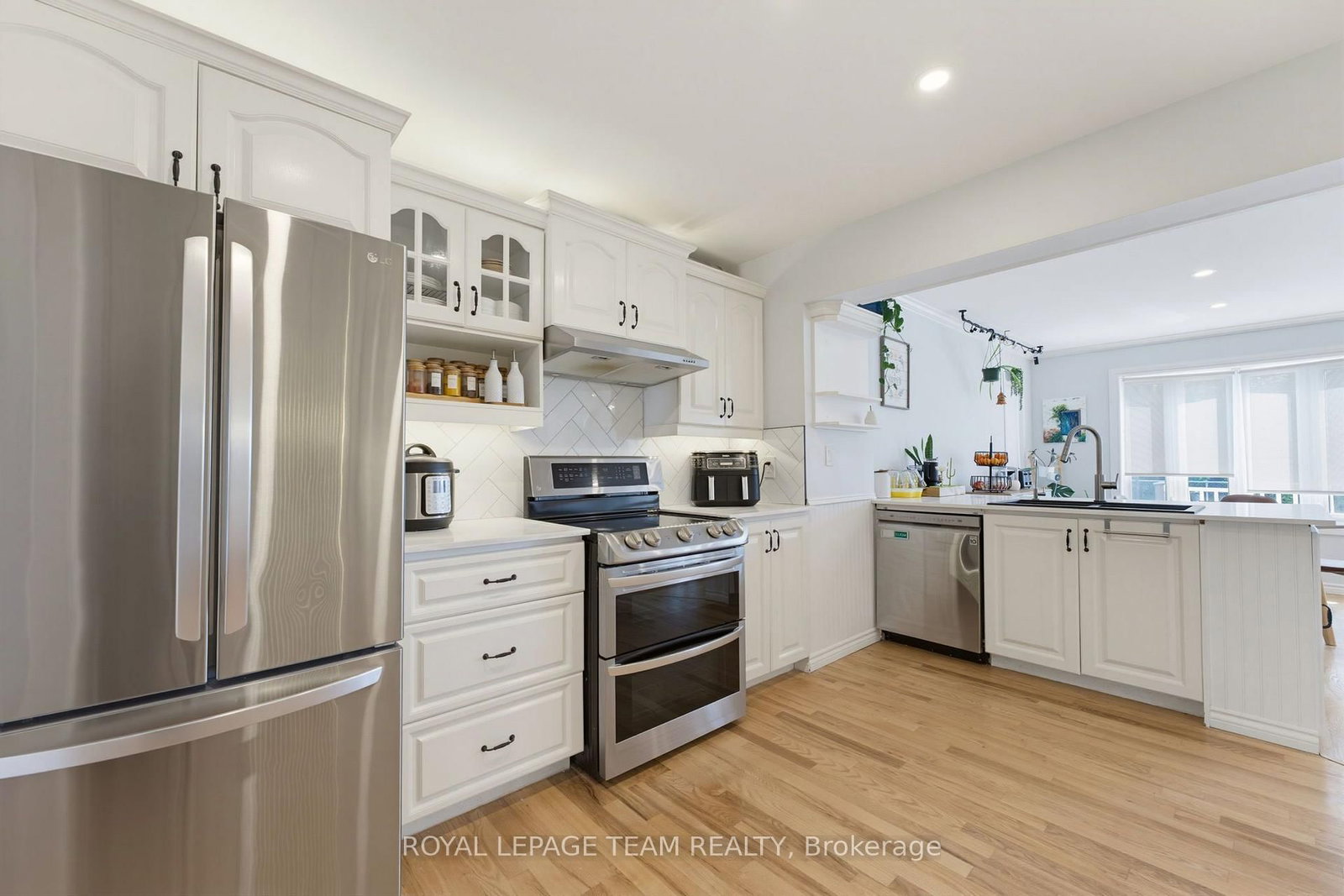 49 Owlshead Road • Munster, ON photo 17