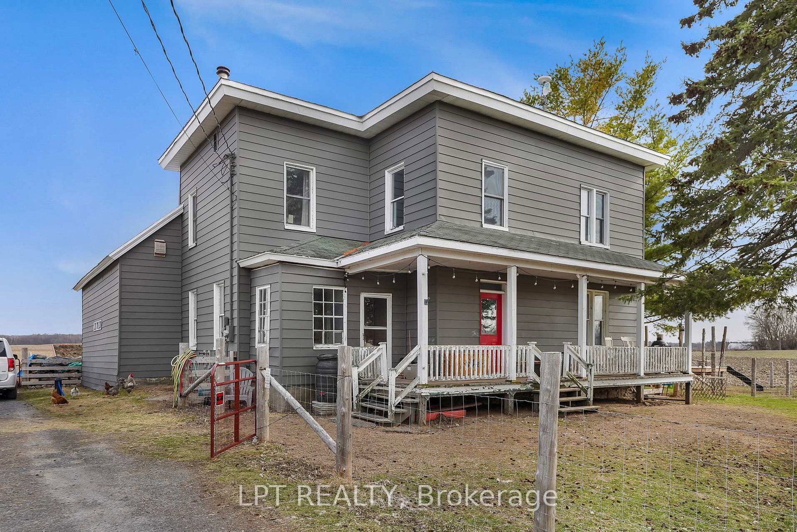 21630 Laggan-Glenelg Road • North Glengarry, ON photo 1
