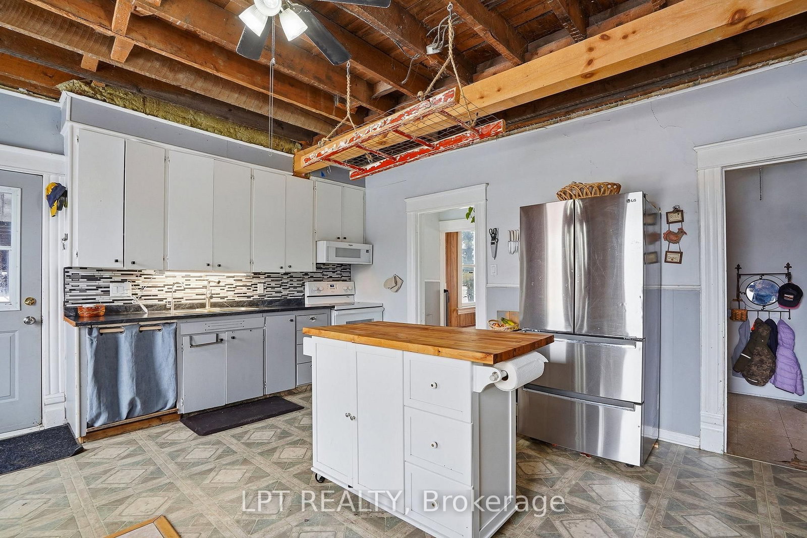 21630 Laggan-Glenelg Road • North Glengarry, ON photo 16