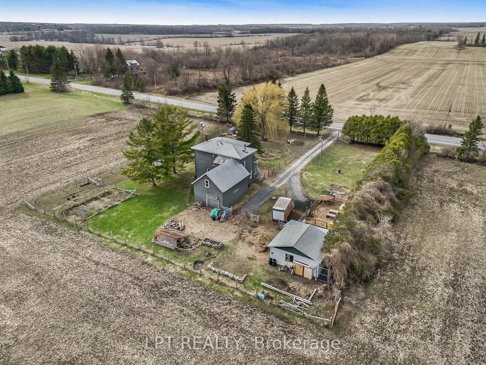 21630 Laggan-Glenelg Road • North Glengarry, ON photo 30
