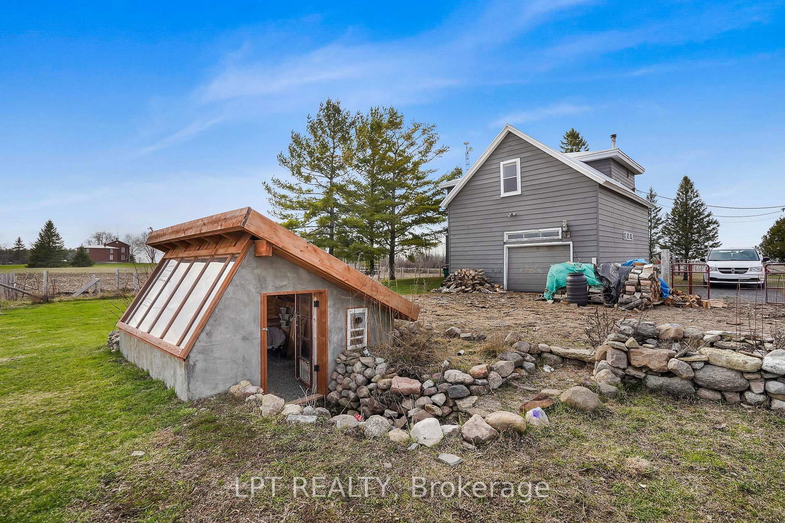21630 Laggan-Glenelg Road • North Glengarry, ON photo 32