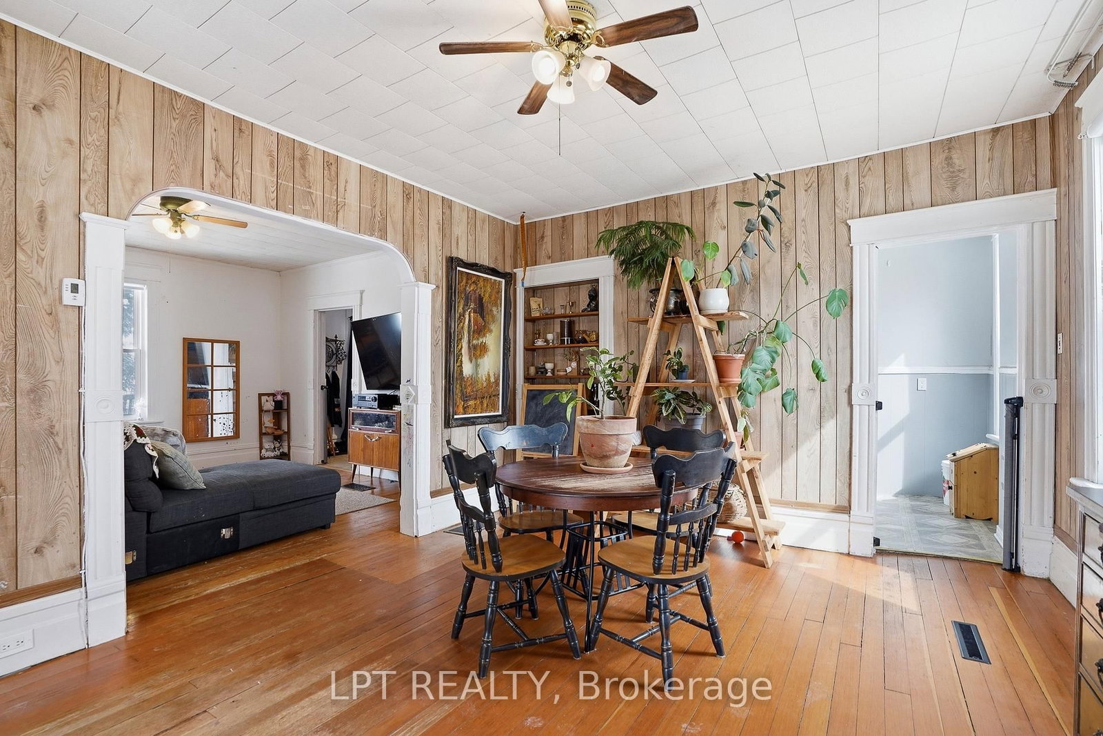 21630 Laggan-Glenelg Road • North Glengarry, ON photo 9
