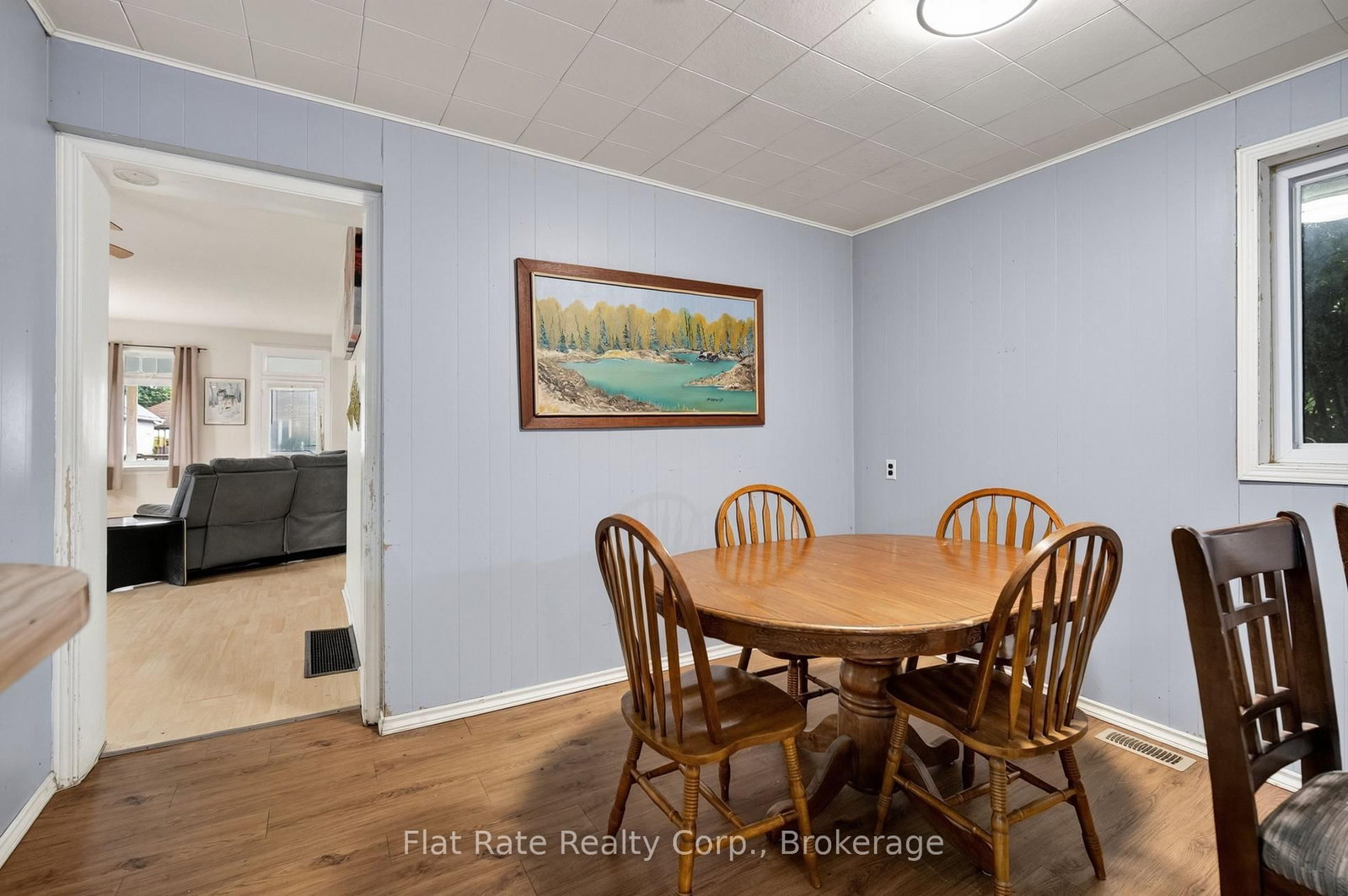 398 EDISON Avenue • Peterborough, ON photo 12