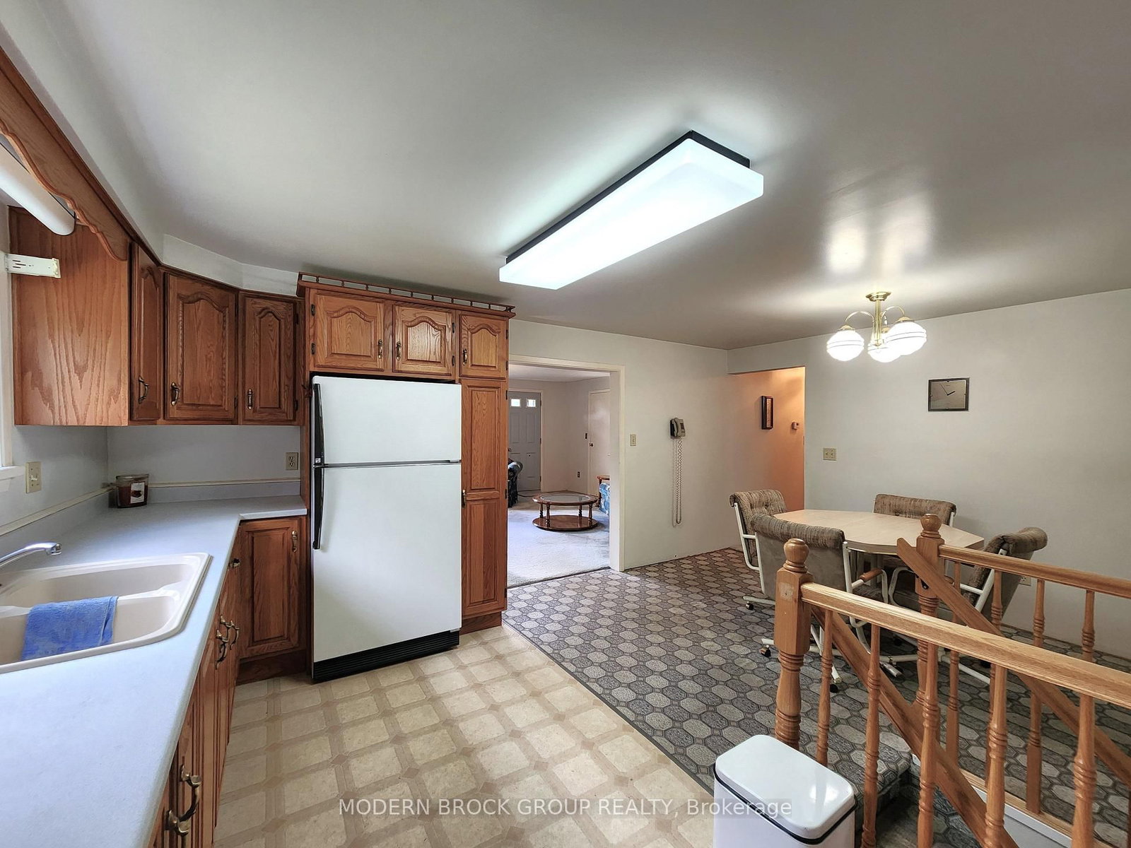 70 Victoria Road • Brockville, ON photo 12