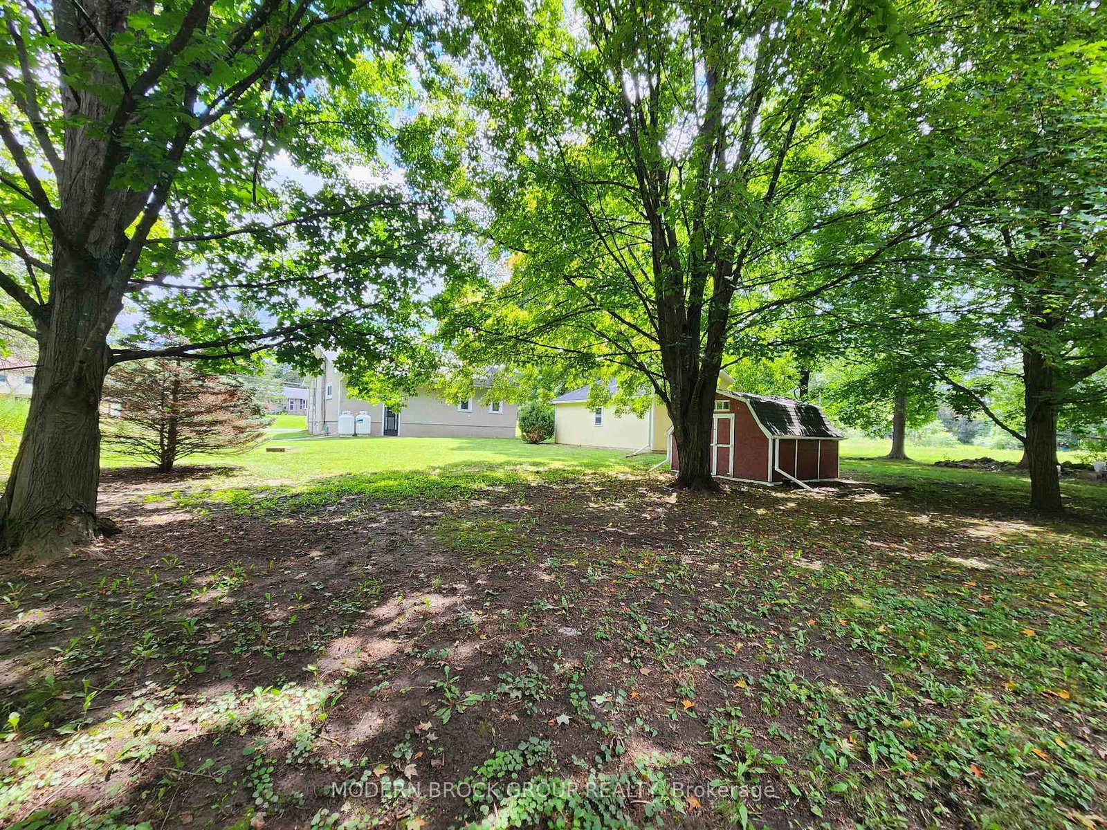 70 Victoria Road • Brockville, ON photo 29
