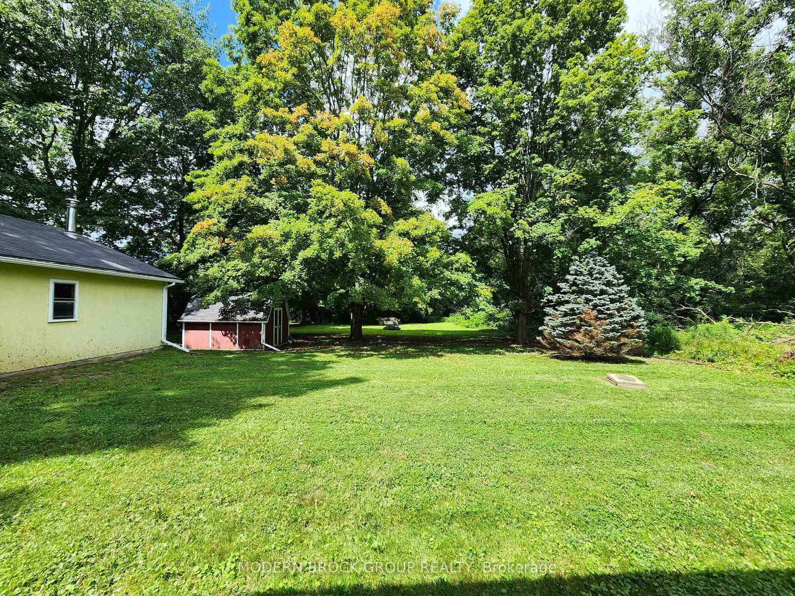 70 Victoria Road • Brockville, ON photo 35