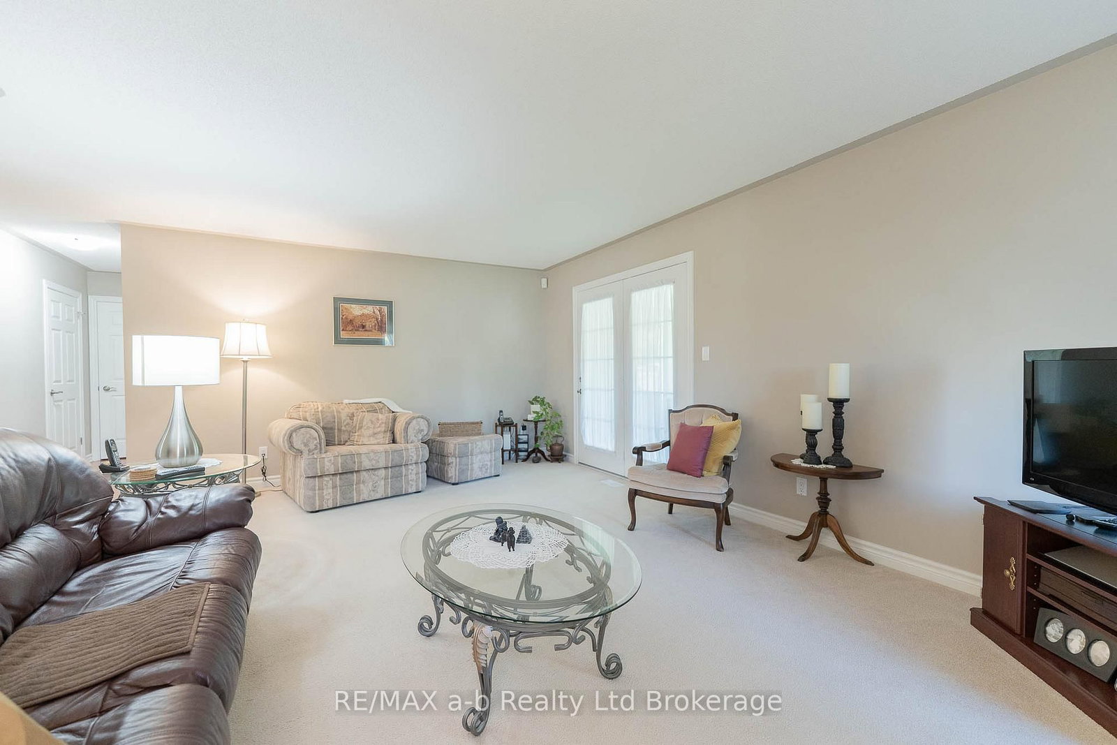 23 Armstrong Drive • Tillsonburg, ON photo 13
