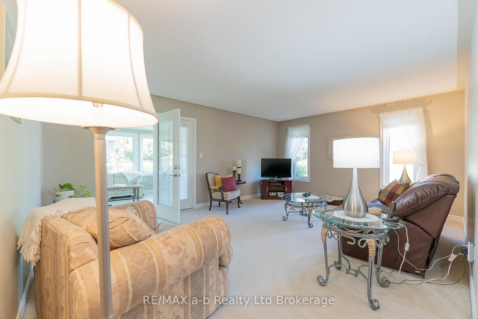 23 Armstrong Drive • Tillsonburg, ON photo 14