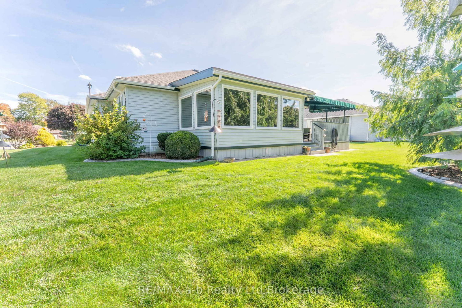 23 Armstrong Drive • Tillsonburg, ON photo 32