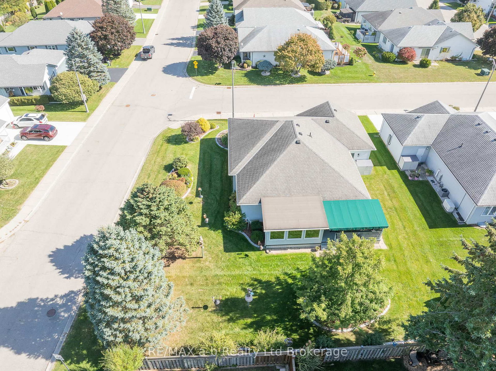 23 Armstrong Drive • Tillsonburg, ON photo 35