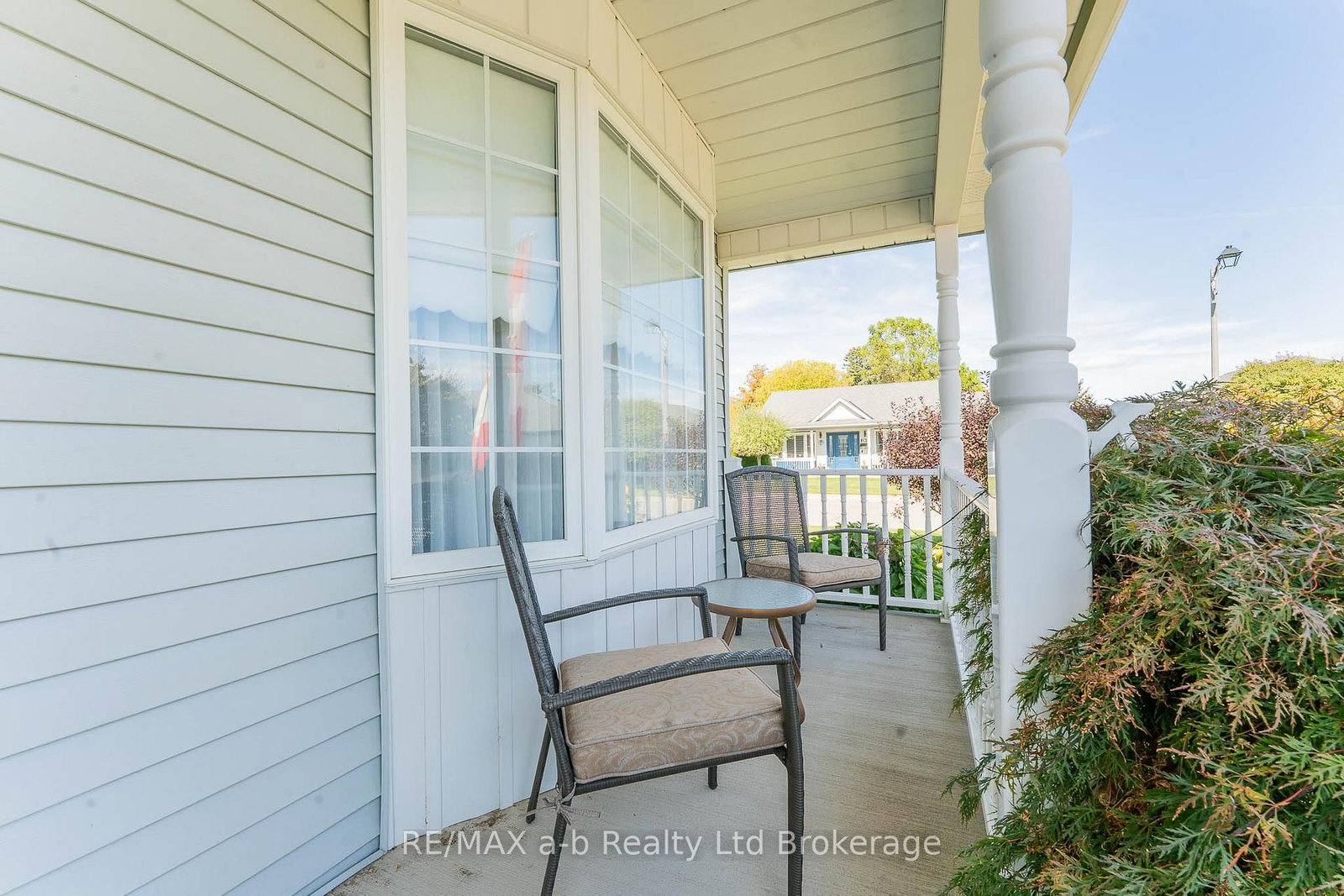 23 Armstrong Drive • Tillsonburg, ON photo 5