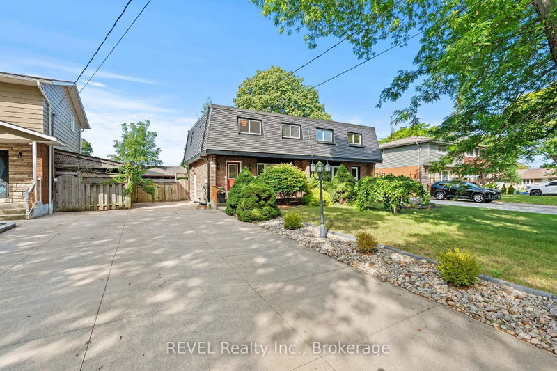 28 Black Knight Road