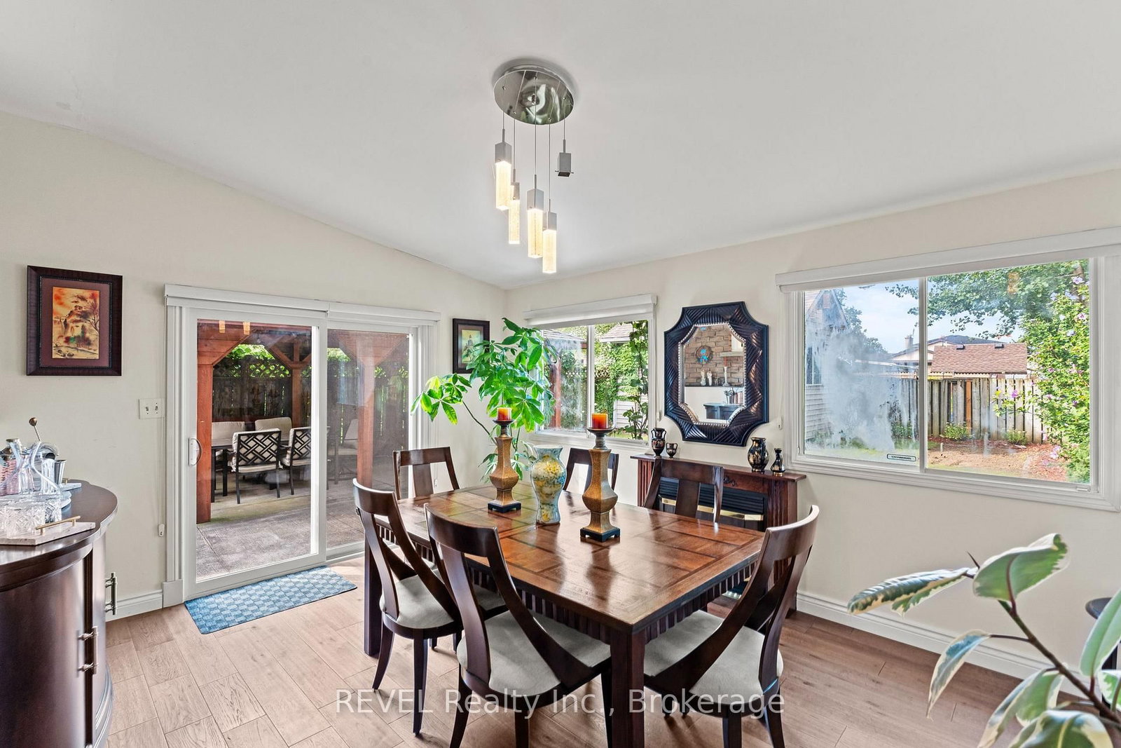 28 Black Knight Road • St. Catharines, ON photo 16