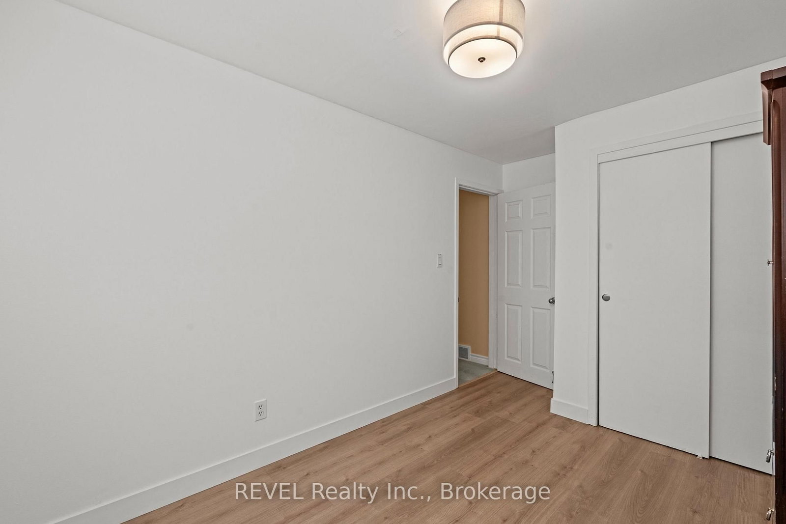 28 Black Knight Road • St. Catharines, ON photo 22