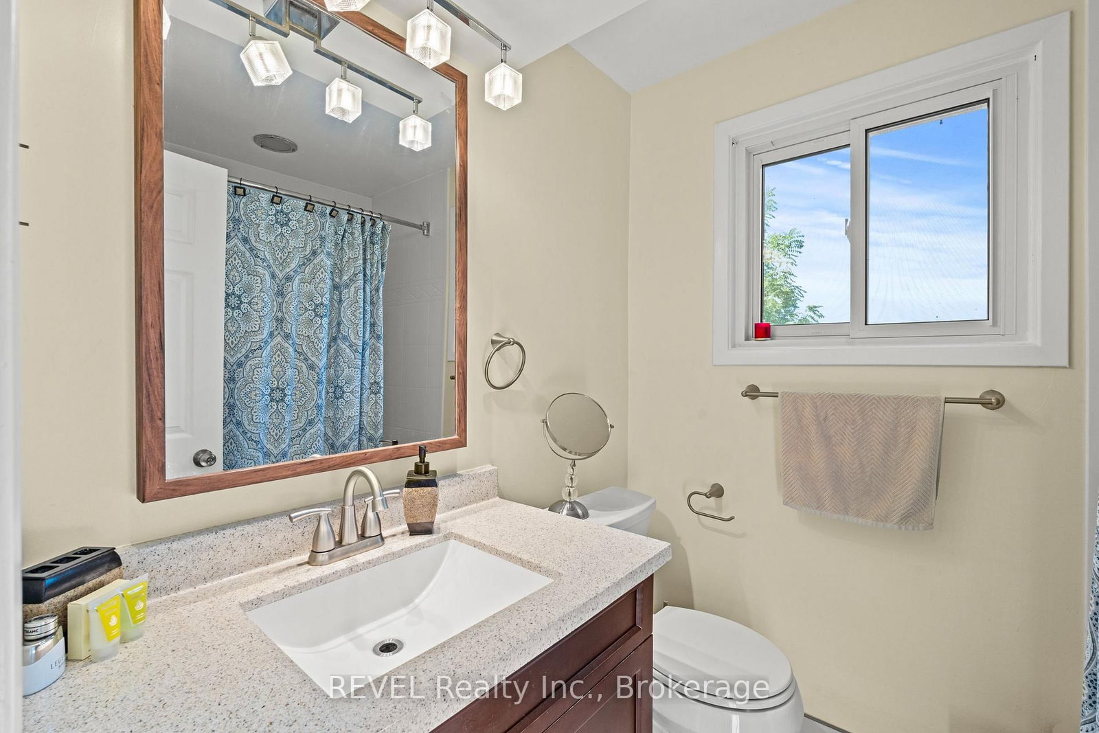 28 Black Knight Road • St. Catharines, ON photo 23