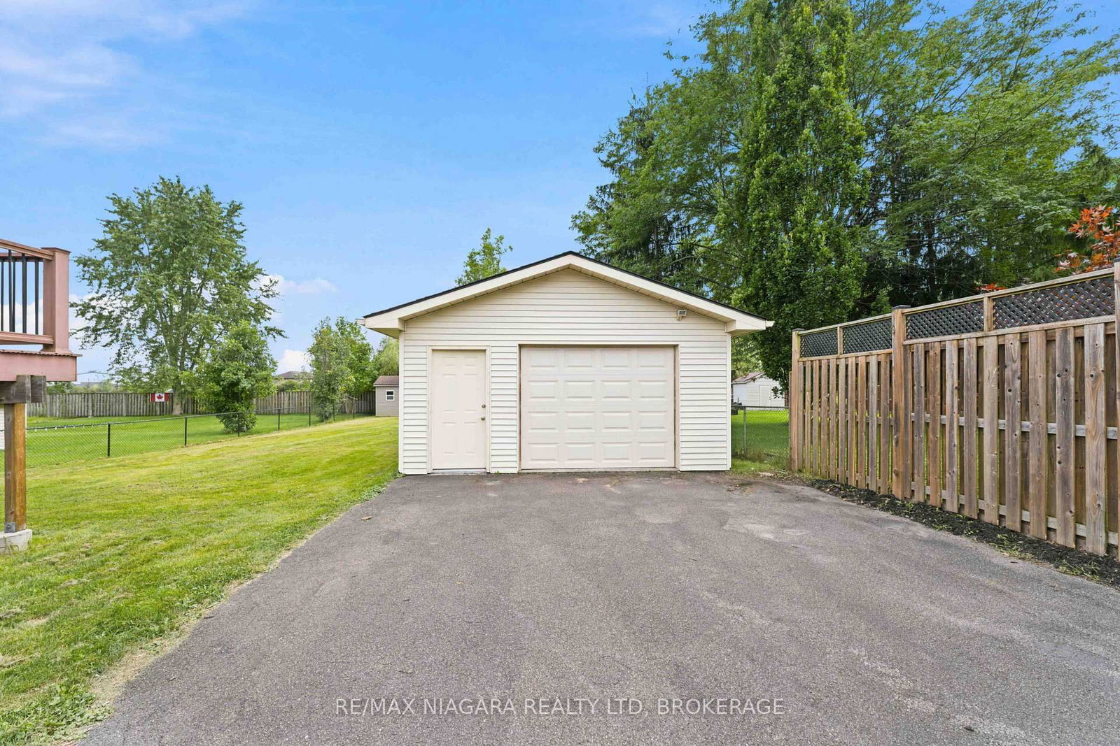 71 Sumbler Road • Welland, ON photo 34