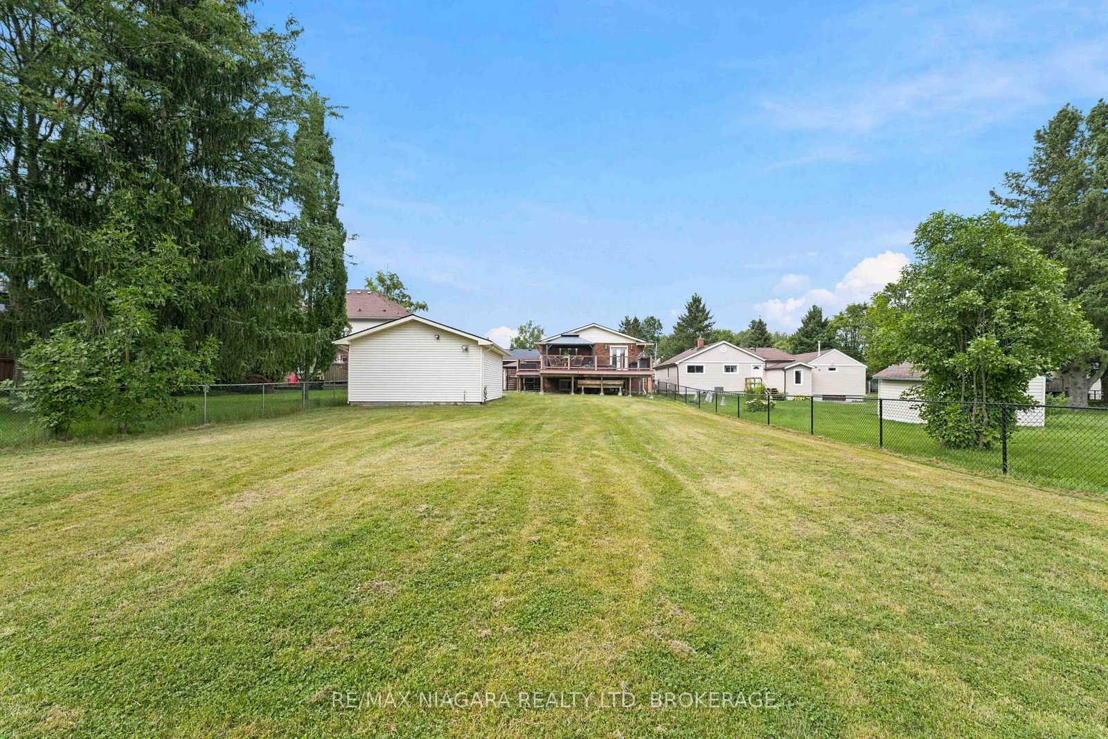 71 Sumbler Road • Welland, ON photo 38