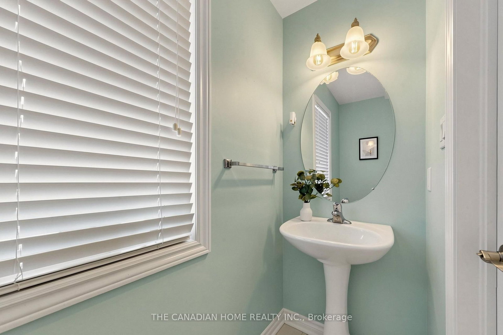 51 Arlington Crescent • Guelph, ON photo 8