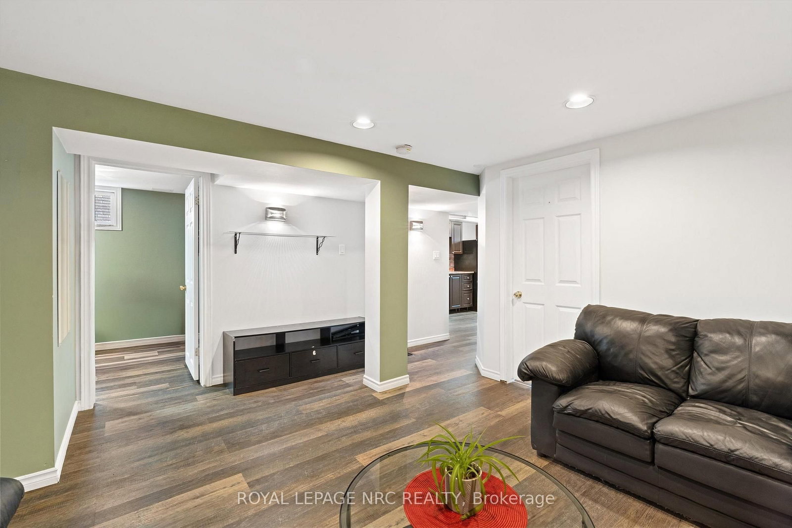 64 Welland Street N • Thorold, ON photo 25