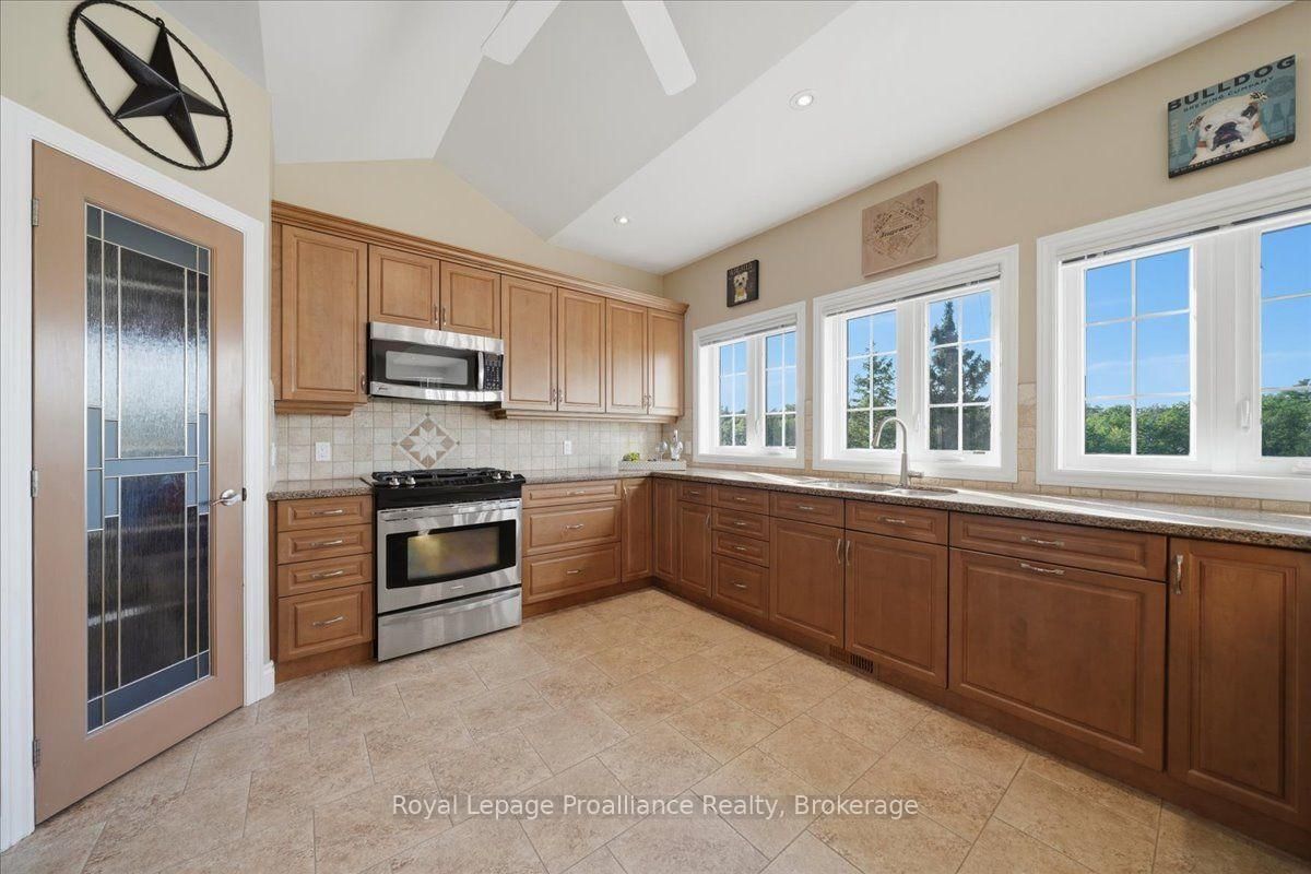 256 Peninsula Road • Havelock-Belmont-Methuen, ON photo 11
